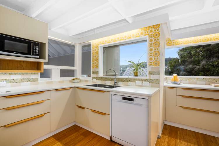 9 Indira Place Khandallah_5