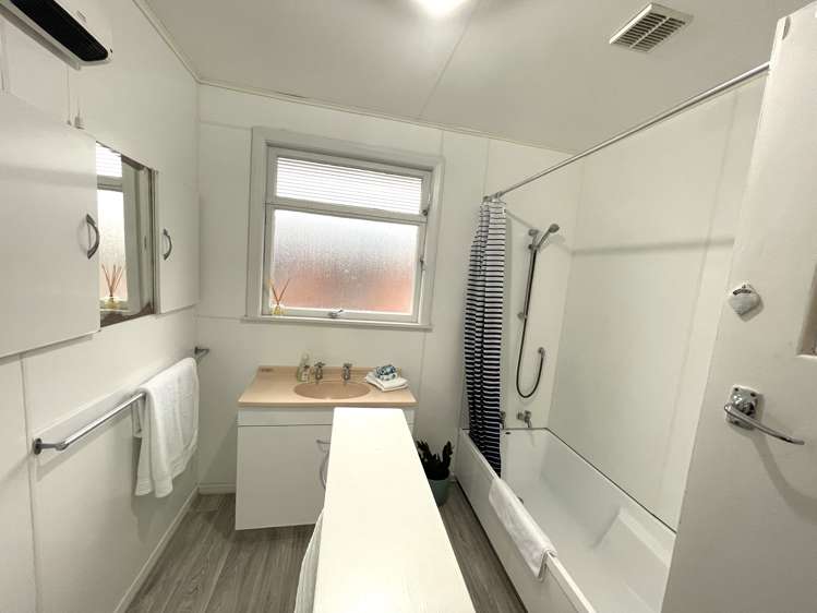 65 Wilson Road Balclutha_13