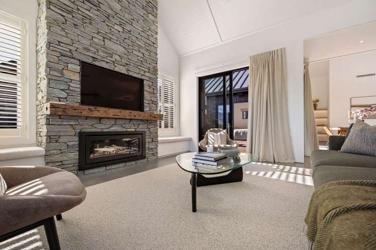 30 Cunninghams Drive Jacks Point_17