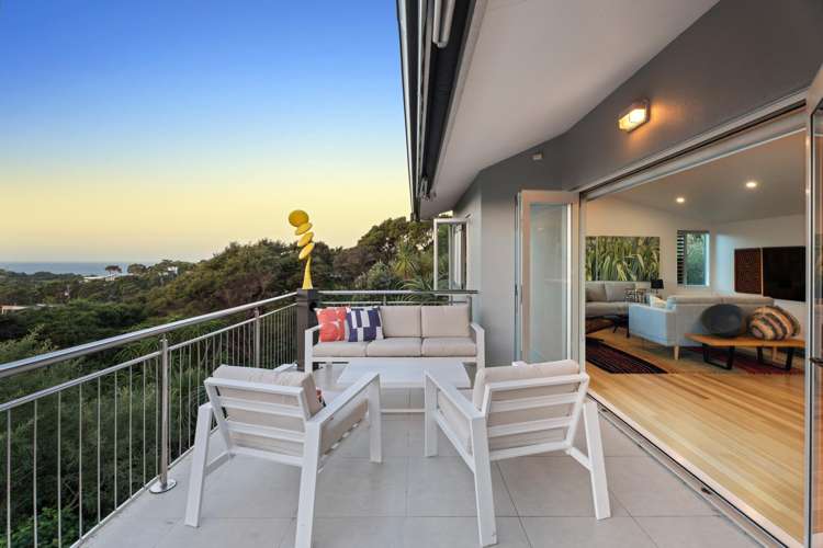 95 Queens Drive Oneroa_14