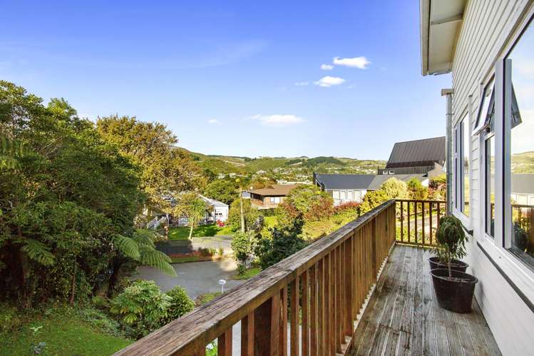 6 Thomas Hook Street Tawa_24