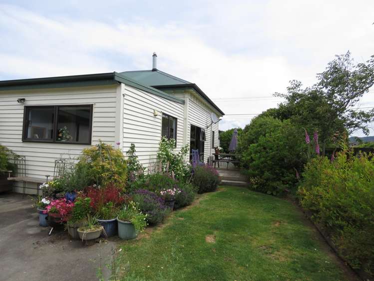 83 Dick Street Reefton_18