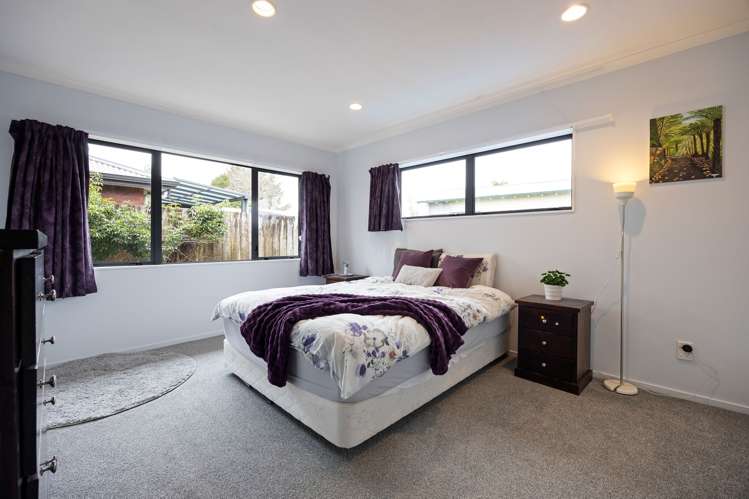 16a Bruce Avenue Glenview_8