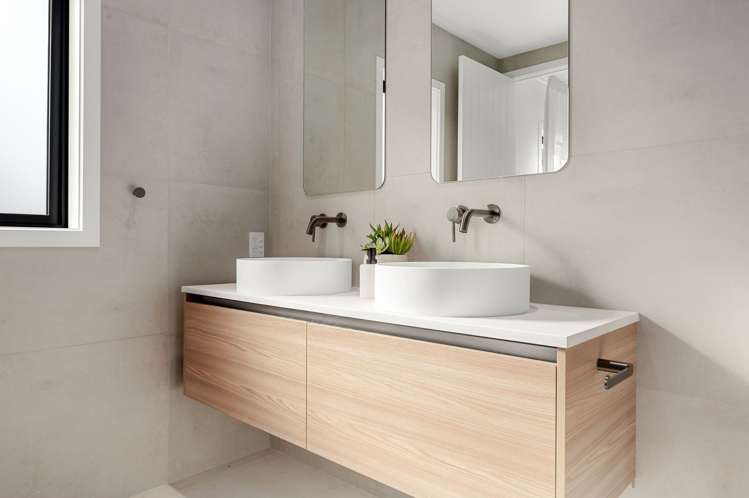 27 Kauri Point Drive Rototuna North_21