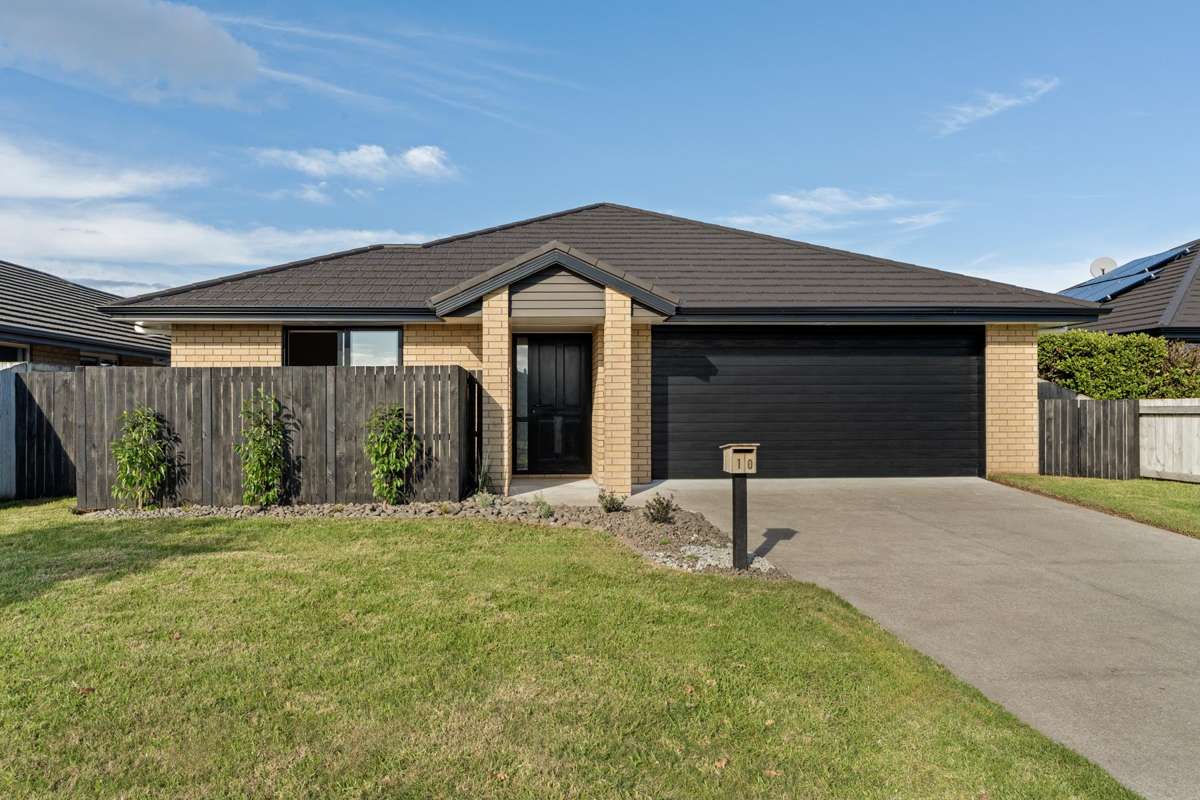 10 Whaley Avenue_0