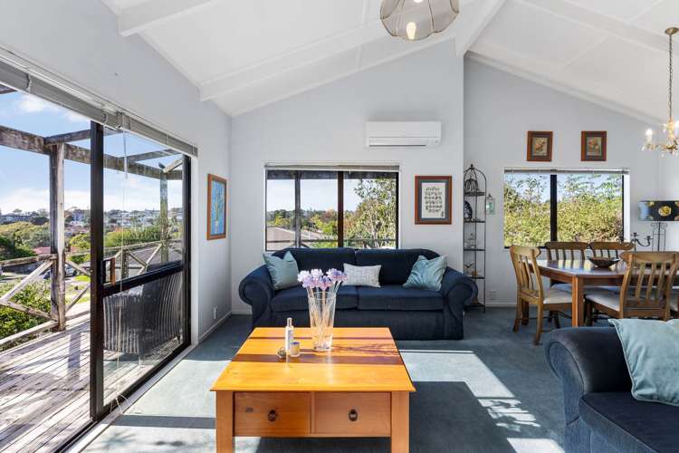 2/31 Glenview Road Glen Eden_1