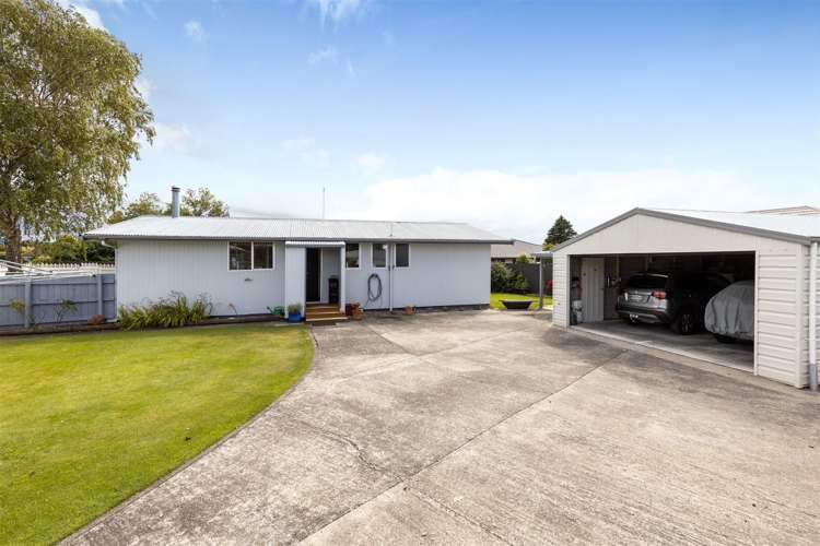 9 Faulkland Drive Witherlea_24