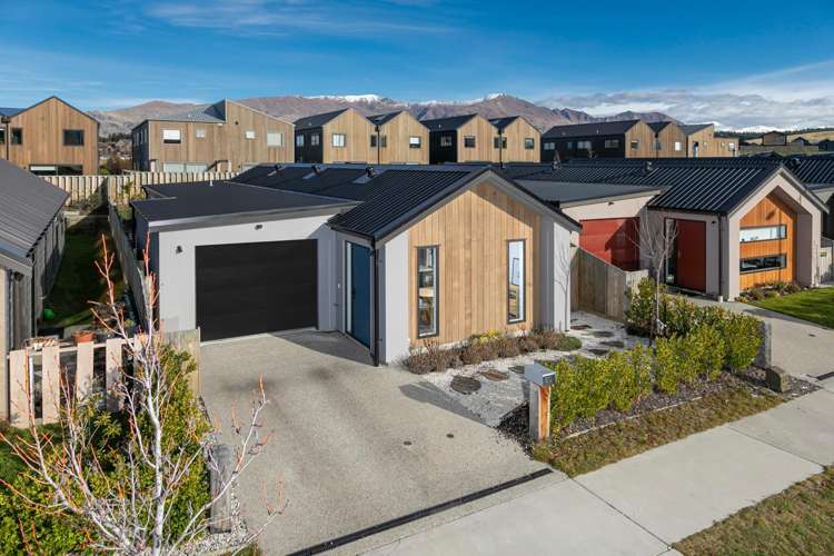 30 Cairnmuir Street Wanaka_12