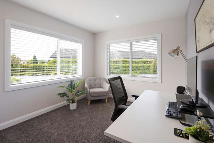 25 Alan Livingston Drive Cambridge_28