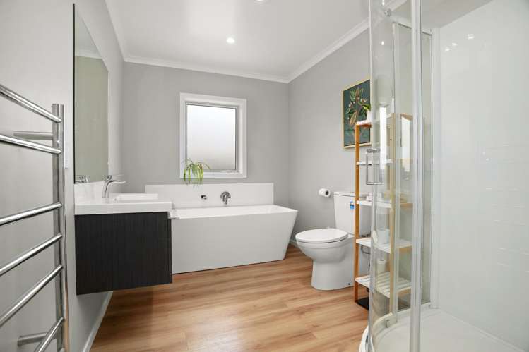 15 Grovedale Square Wainuiomata_10