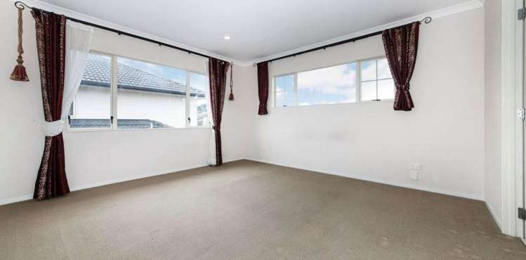 13 Oswald Close Flat Bush_6