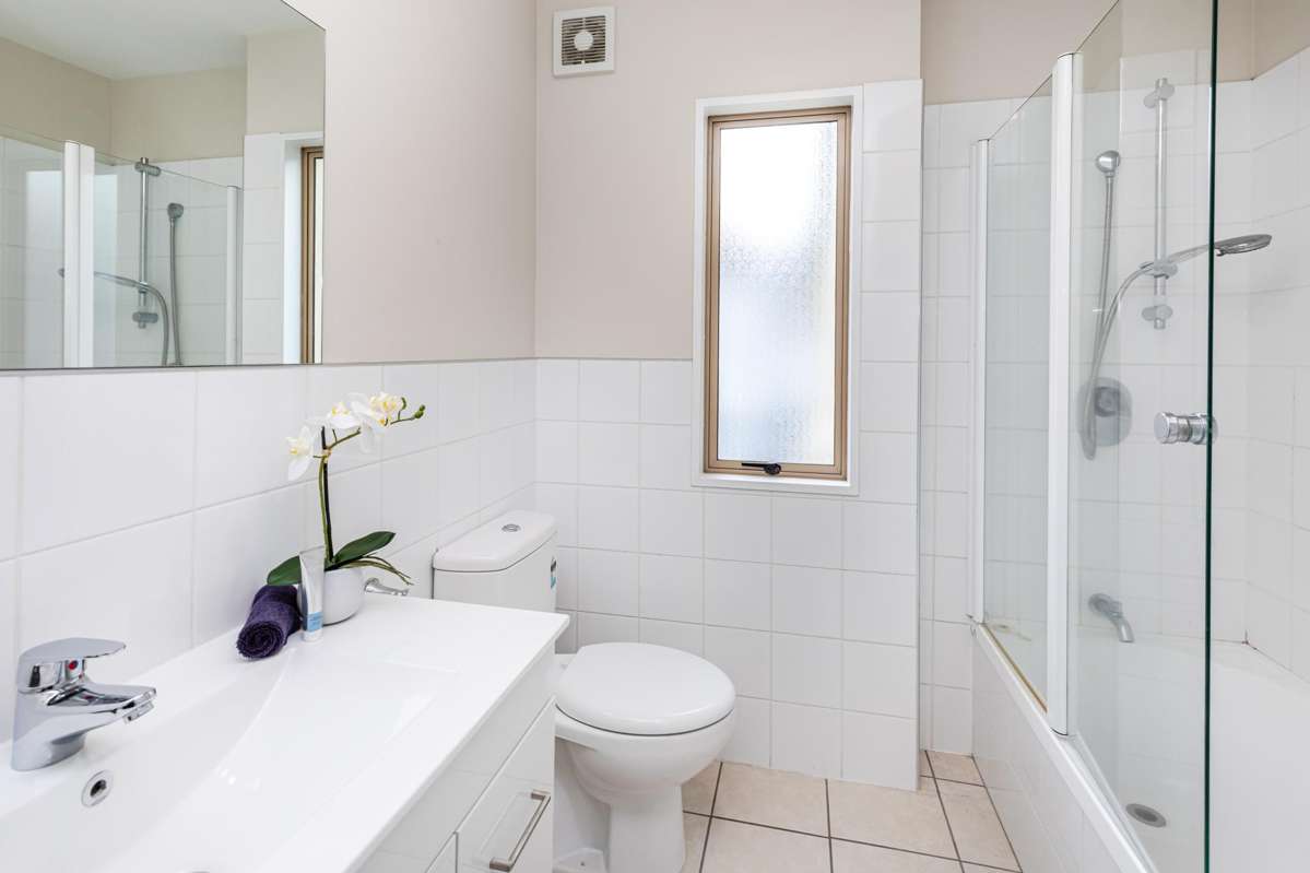 11c Stoneyhurst Street_1