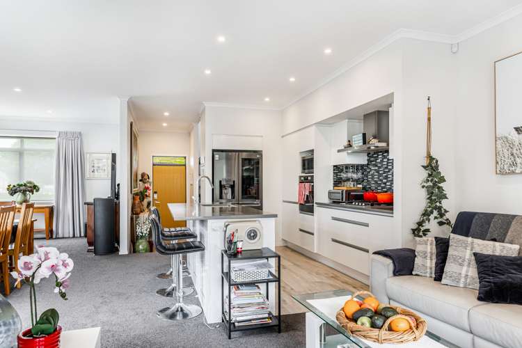 16 Kauri Amber Road Westgate_18