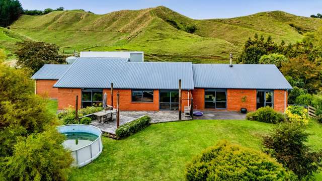 210 Standish Road Toko_1