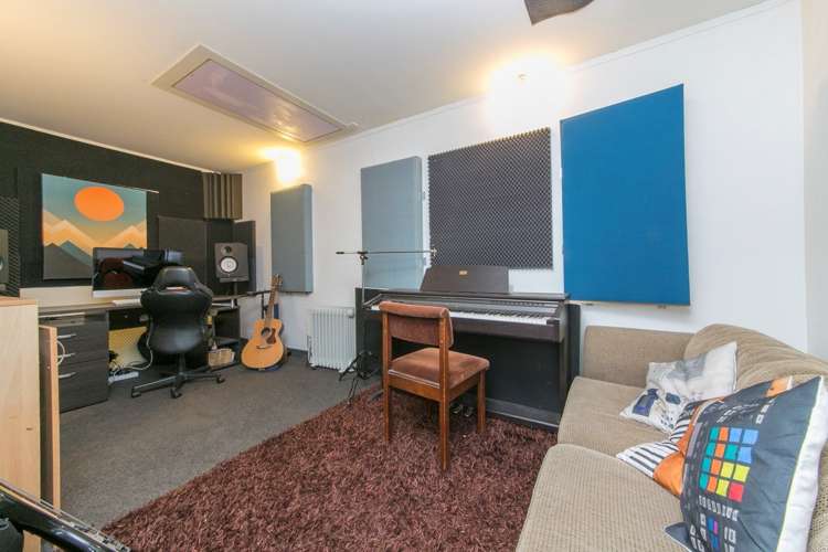 140a Titirangi Road New Lynn_12