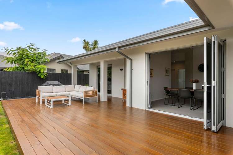 17 Bottle Lake Drive Parklands_11