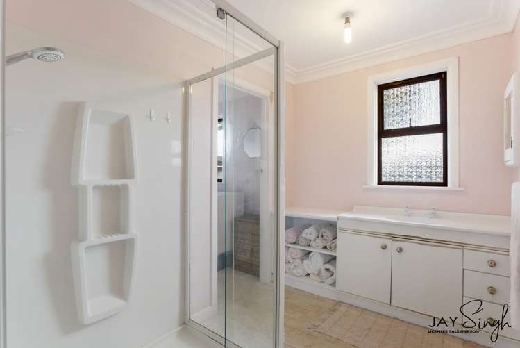 11 North Road Clevedon_9