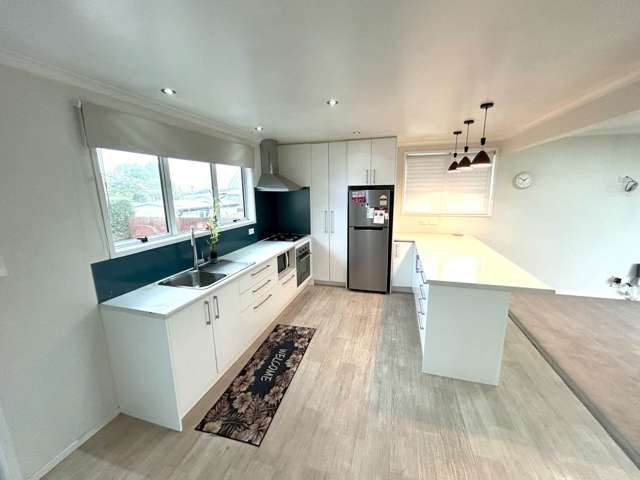 20 Strid Road Te Atatu South_3