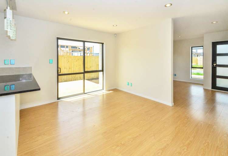 3 Kaki Lane Takanini_2