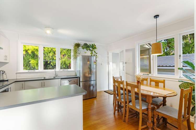 200 Woodlands Park Road Titirangi_12