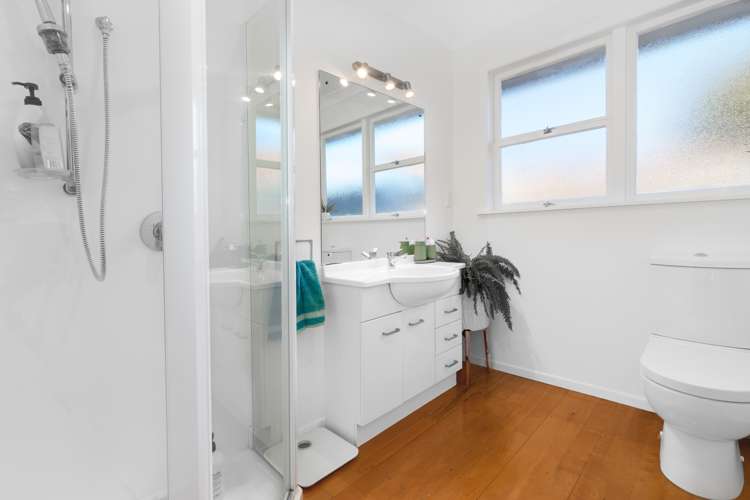 22 Seaview Road Otumoetai_14