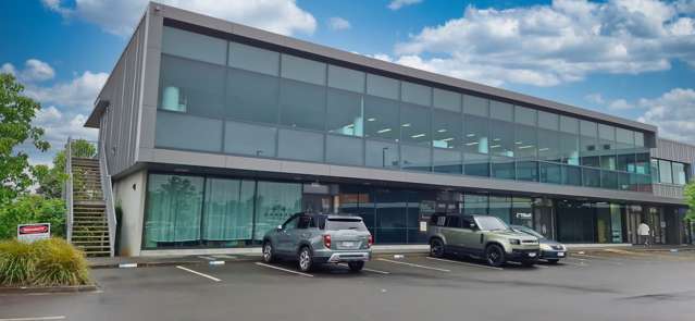 PRIME GROUND FLOOR 112M² RETAIL/OFFICE