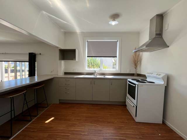 51 Kauri Road Stanmore Bay_3