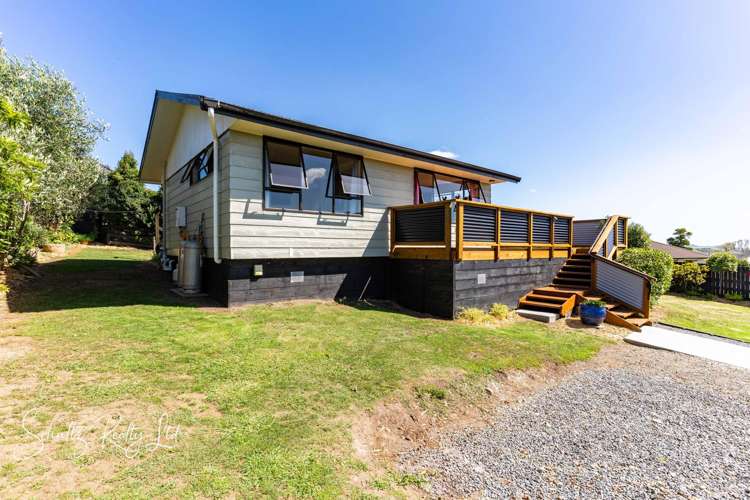 4 Hebe Lane Maungaturoto_24