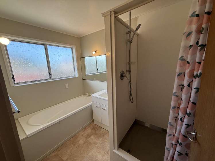 2/25 Scott Road Papakura_8