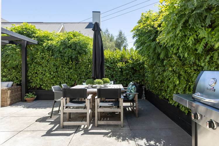 2/11 Te Aute Road Havelock North_22