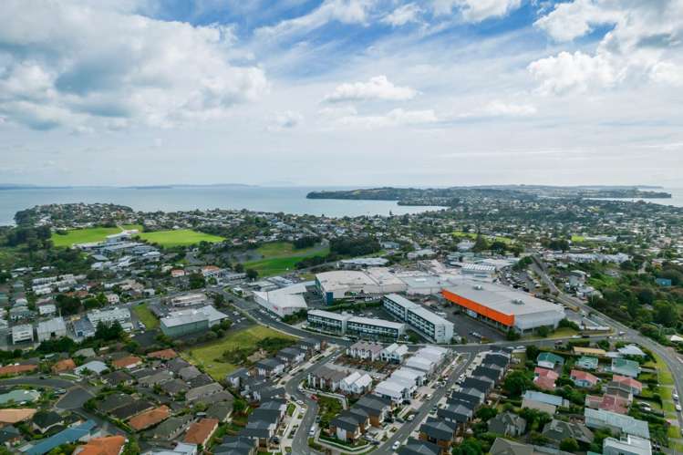 208/17 Link Crescent Stanmore Bay_30