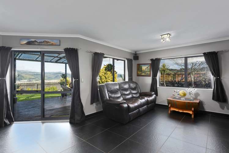 46 Percy Kinsman Crescent Riverstone Terraces_5