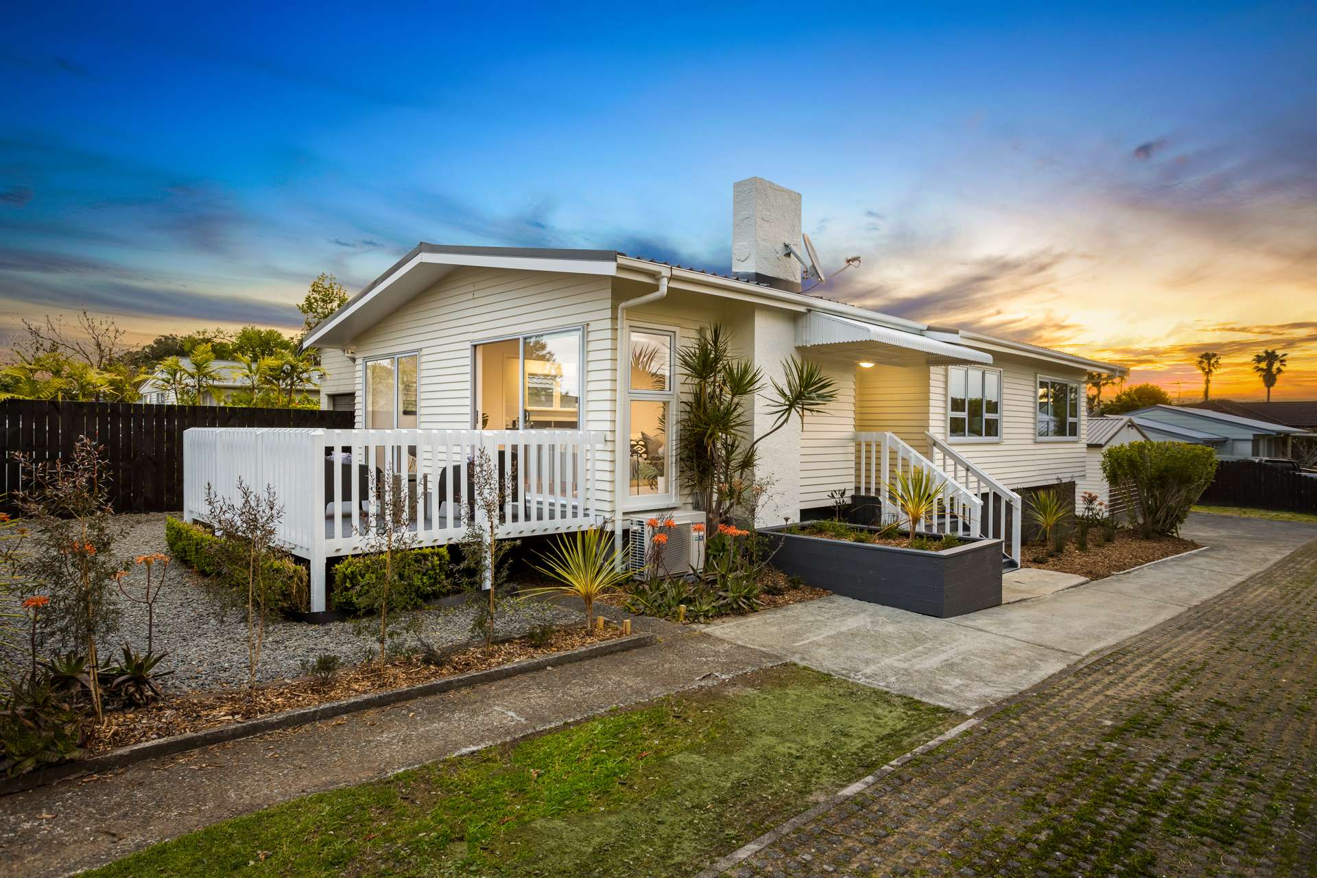 8 Hikurangi Street Te Atatu Peninsula_0