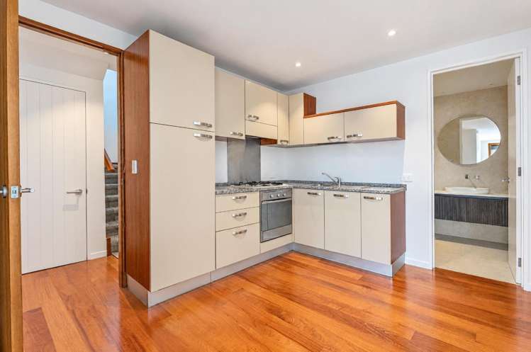 9A Cathedral Place 1761_8