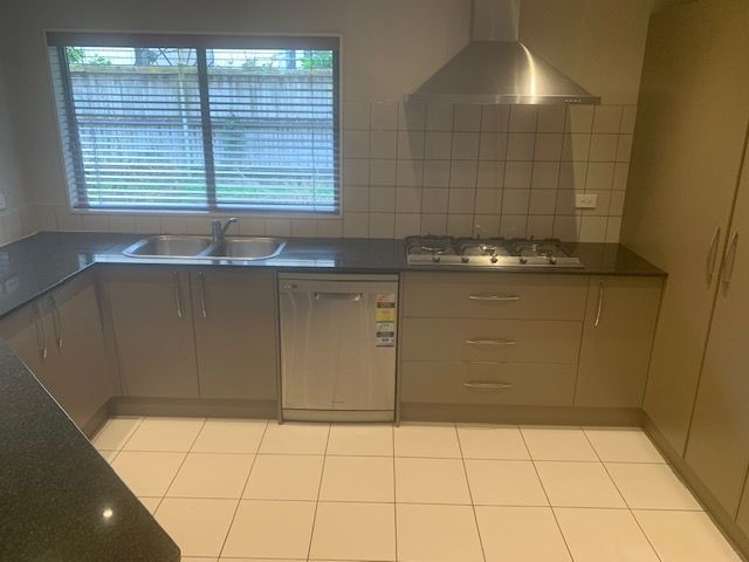 28 Heidi Crescent Flat Bush_5