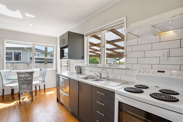 44 Fairclough Road Beach Haven_8