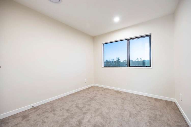 3b Breeze Lane Silverdale_17