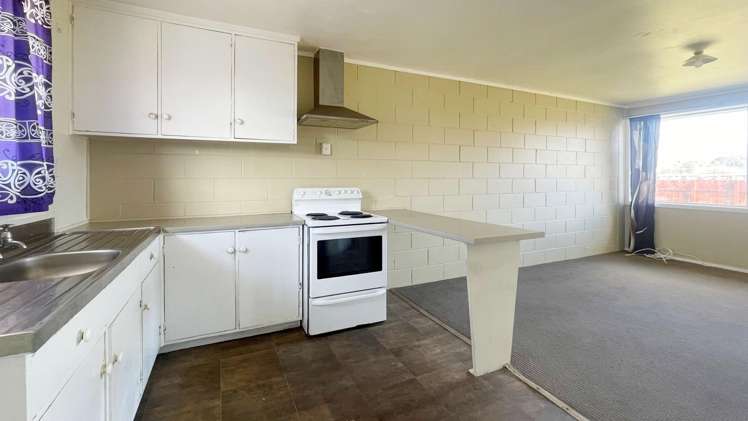 2/10 Pratt Street Papakura_2