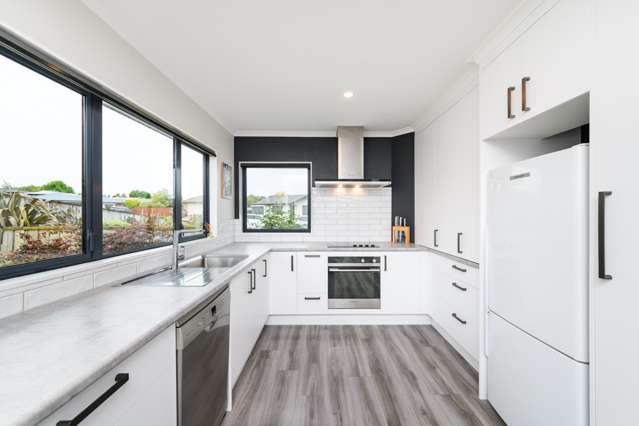 4 Almond Grove Feilding_1