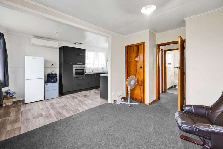 160 Glover Road Hawera_9