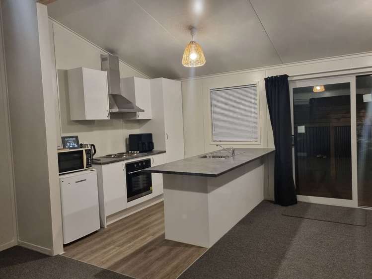 586B Pioneer Highway_0