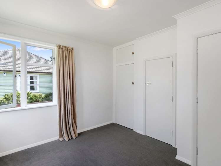 8 Faulke Avenue Wainuiomata_8