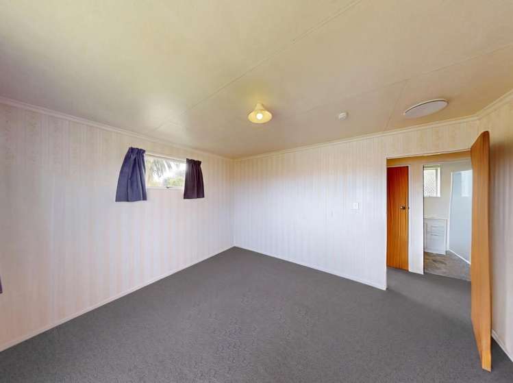 6 Walker Crescent Bulls_16