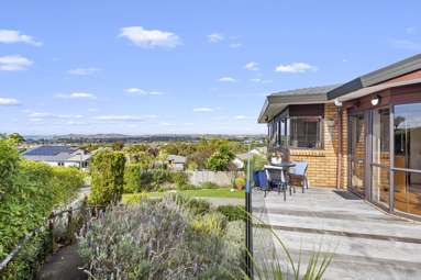 1 Ascot Way_1