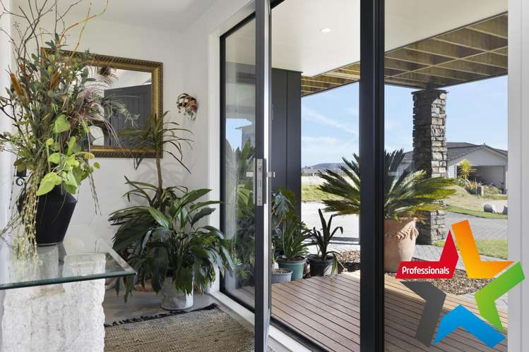 10 Tuhua Close Wharewaka_24