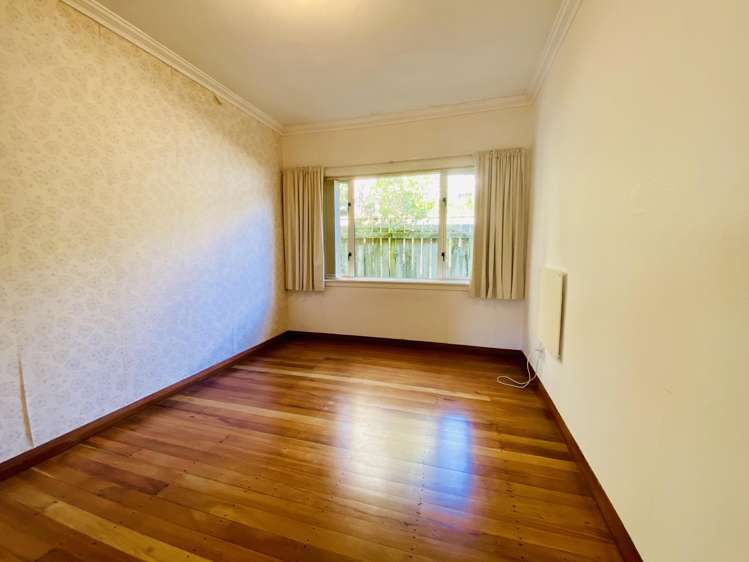 209 Powderham Street New Plymouth Central_16