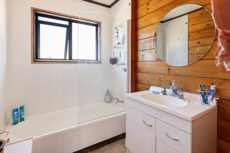 75 Taharangi Street Koutu_10