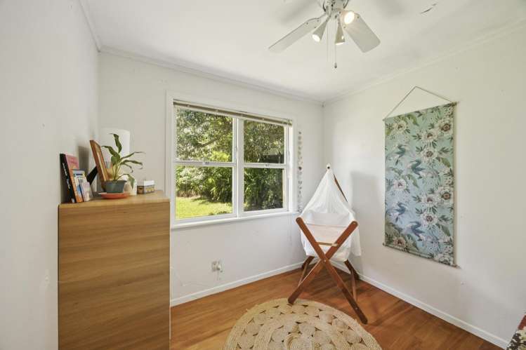 16 Mariana Place Glen Eden_12