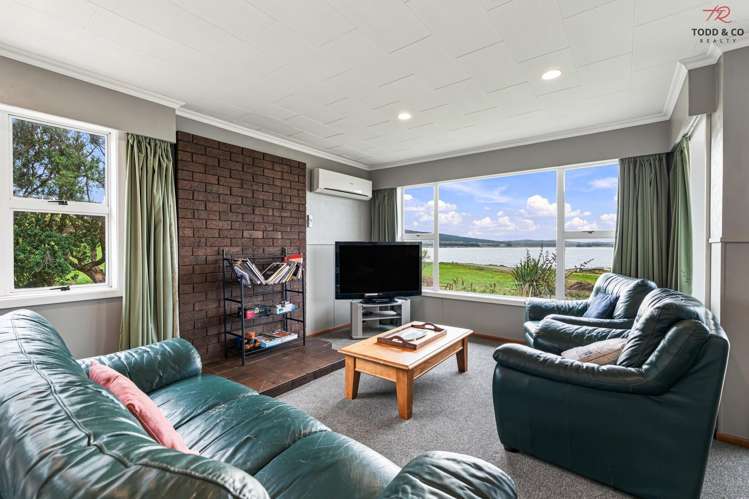 340, 350 Colac Foreshore Road Colac Bay_9
