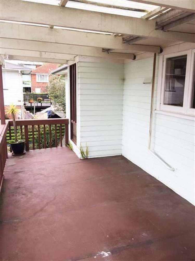 15 Sherwood Avenue Te Atatu South_4